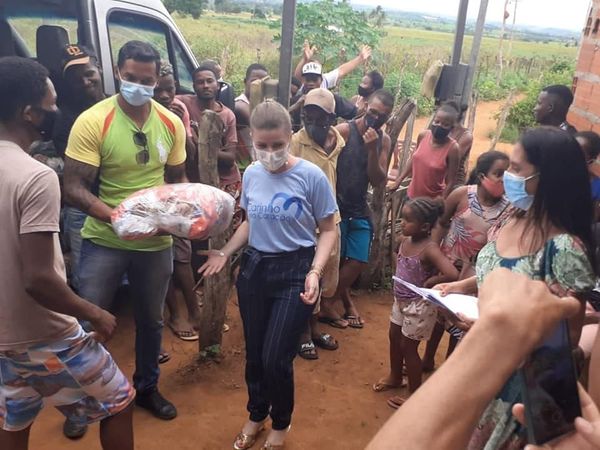 Distribuição de Cestas Básicas para Famílias Quilombolas. 